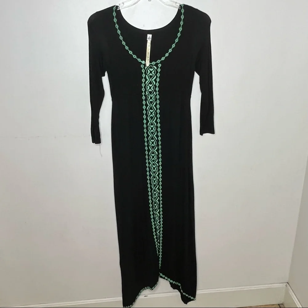 UNCLE FRANK Embroidered Bohemian Maxi Dress - Picture 8 of 8